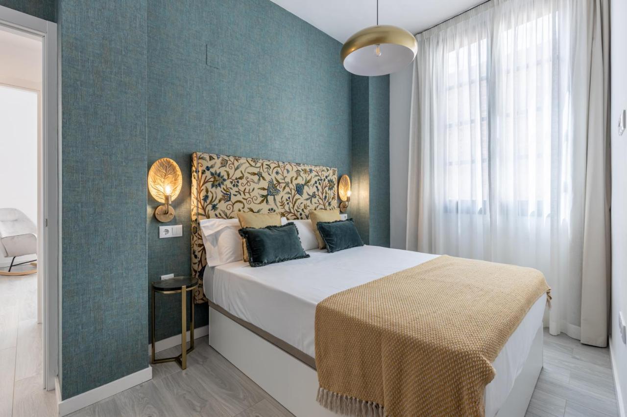 Apartamentos Albaicin Centro Suites 3000 Гранада Экстерьер фото